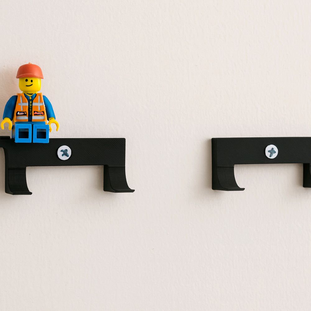 Speed Champions Wall Mount Bracket for 8-stud-wide Cars Secure & Space-saving Display Precision Fit with Optional Minifigure Integration - Image 3