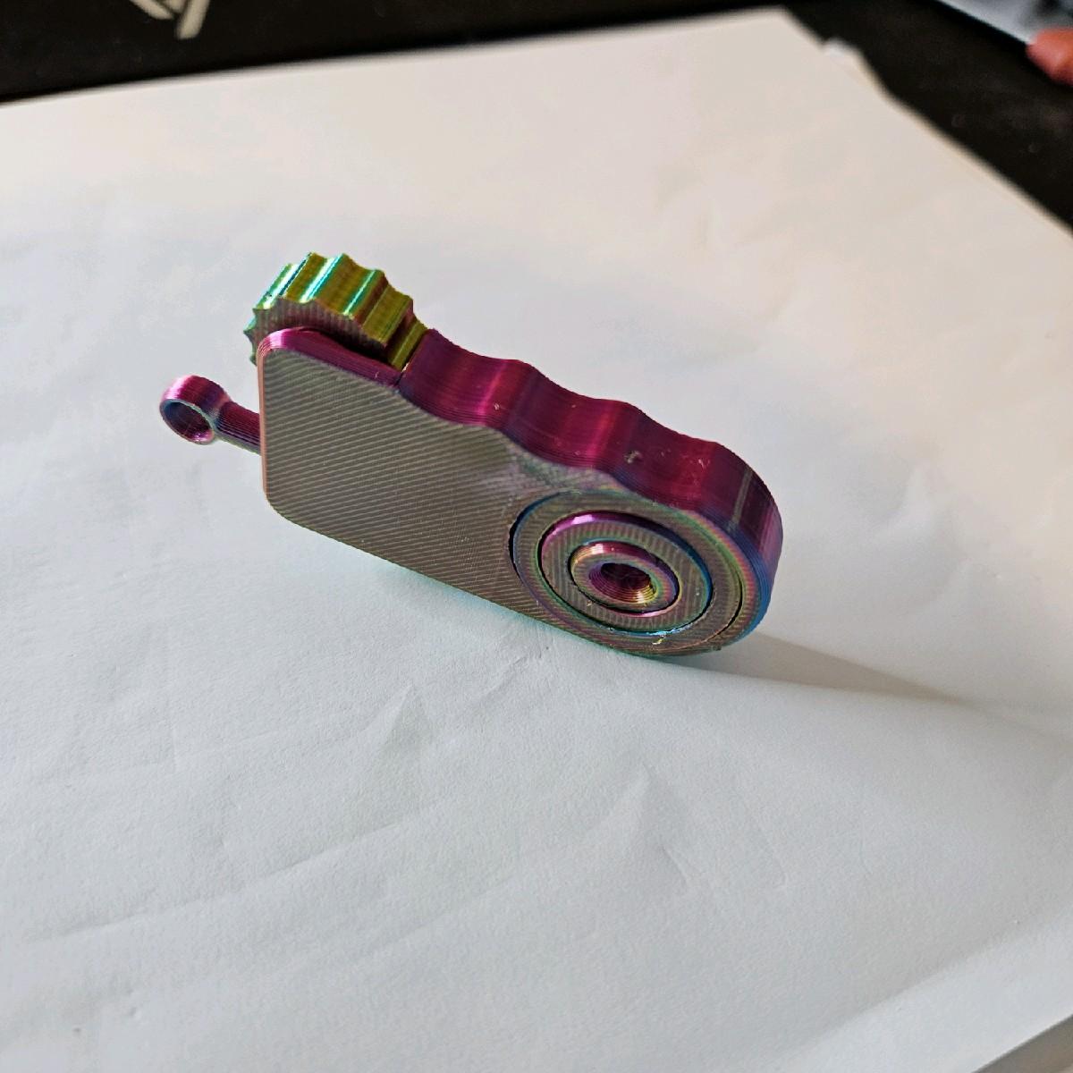 Click Clack Gyro Keyring for ADHD, Autism and Anxiety Relief - Multicolour fidgetstoys - Image 2